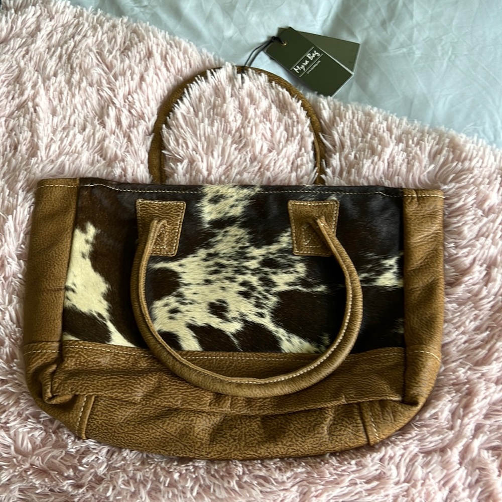 Myra tote